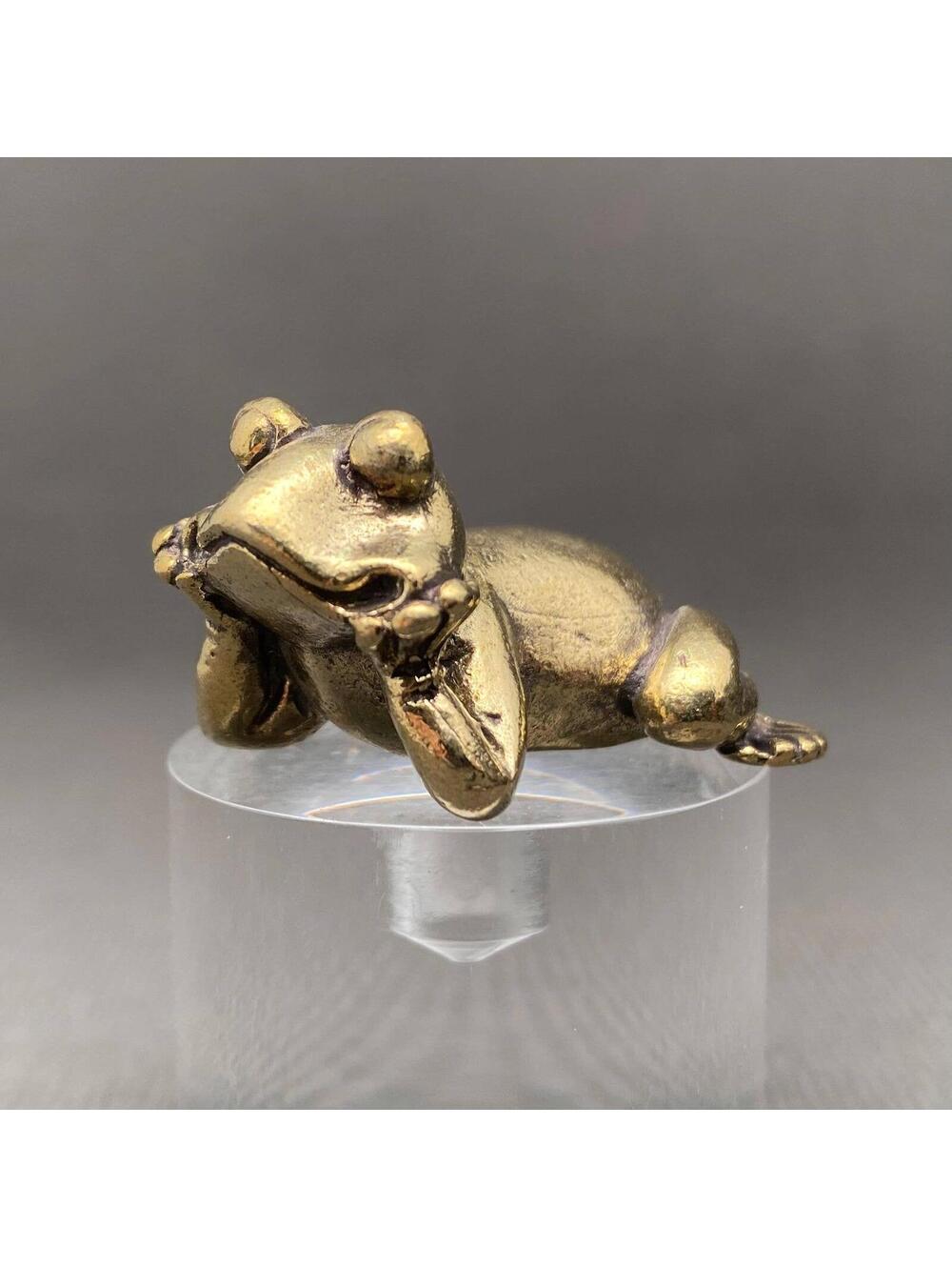 Brass Frog on Hands Figurine - Decorative Collectible